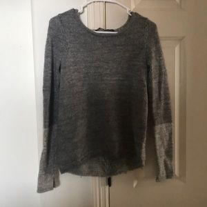 Outback red grey sweater